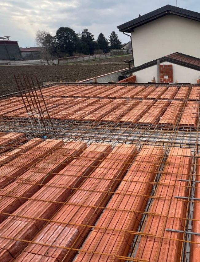 Tecno Ideal Srls impresa specializzata in rifacimento tetti e coperture a Trecate Tecno Ideal Srls impresa specializzata in rifacimento tetti e coperture a Trecate