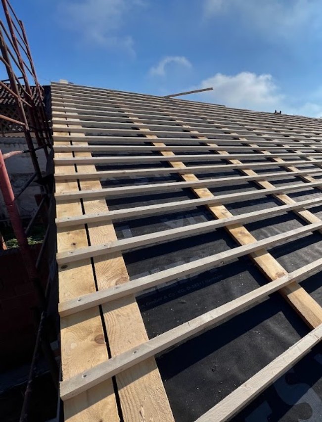 Tecno Ideal Srls impresa specializzata in rifacimento tetti e coperture a Trecate Tecno Ideal Srls impresa specializzata in rifacimento tetti e coperture a Trecate
